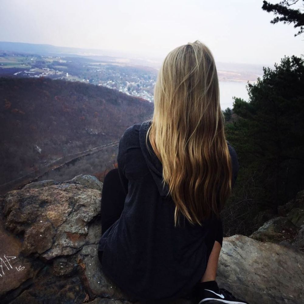 Meet your Posher, Lauren